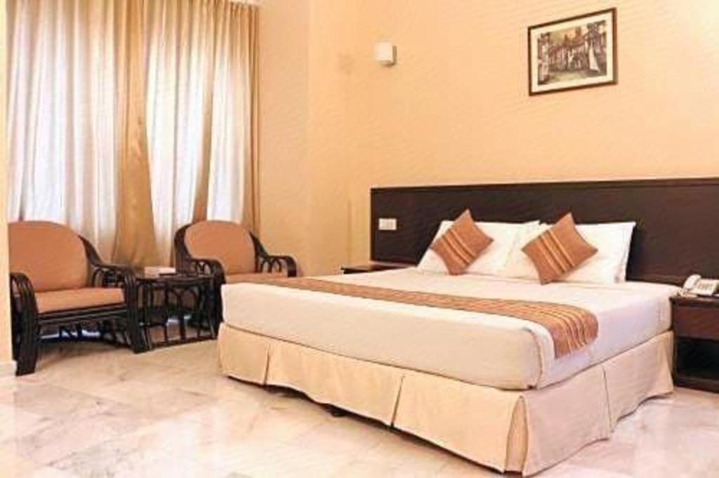 Stallions Suites Penang Jelutong Екстер'єр фото
